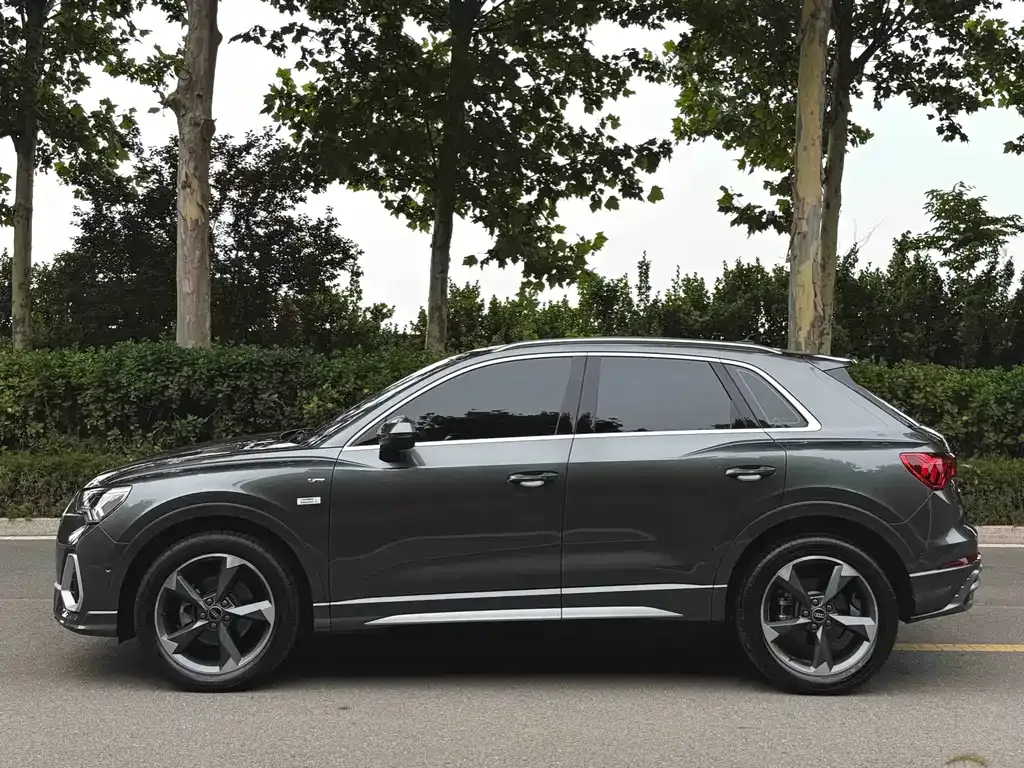 Audi Q3 — фото 5