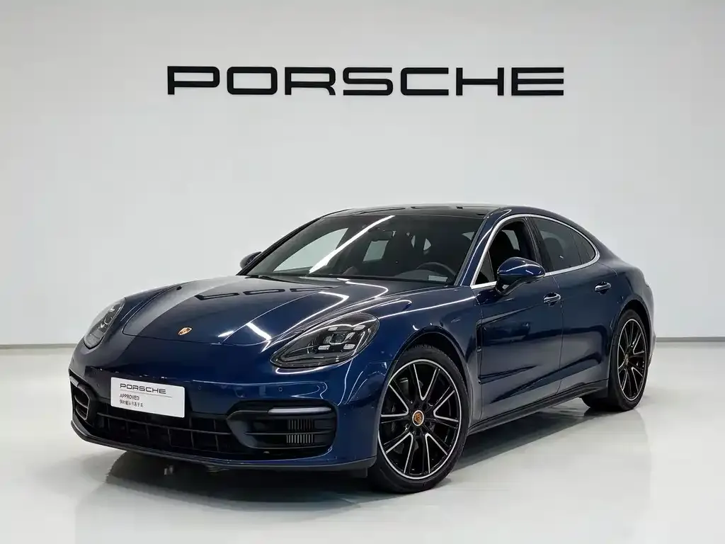 Porsche Panamera — фото 1