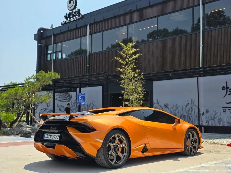 Lamborghini Huracan — фото 9