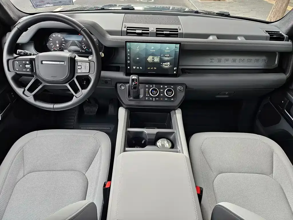 Land Rover Defender — фото 9