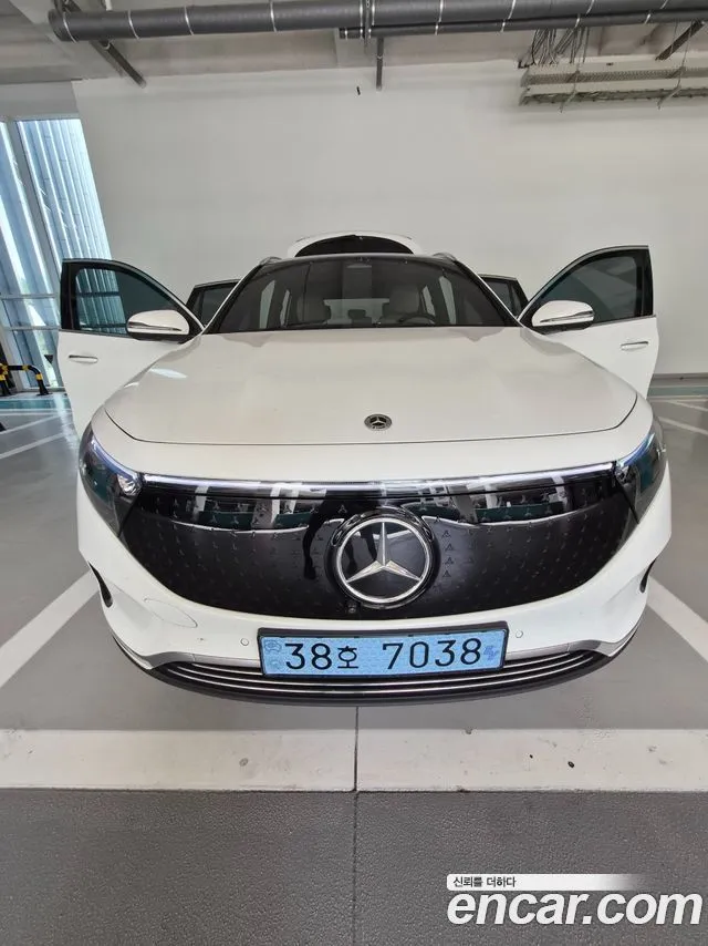 Mercedes-Benz EQA — фото 8