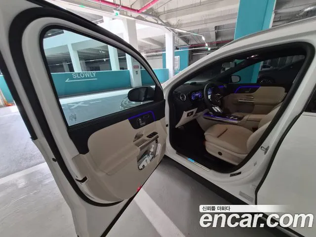 Mercedes-Benz EQA — фото 3