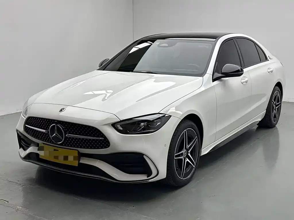 Mercedes-Benz C-Class — фото 1