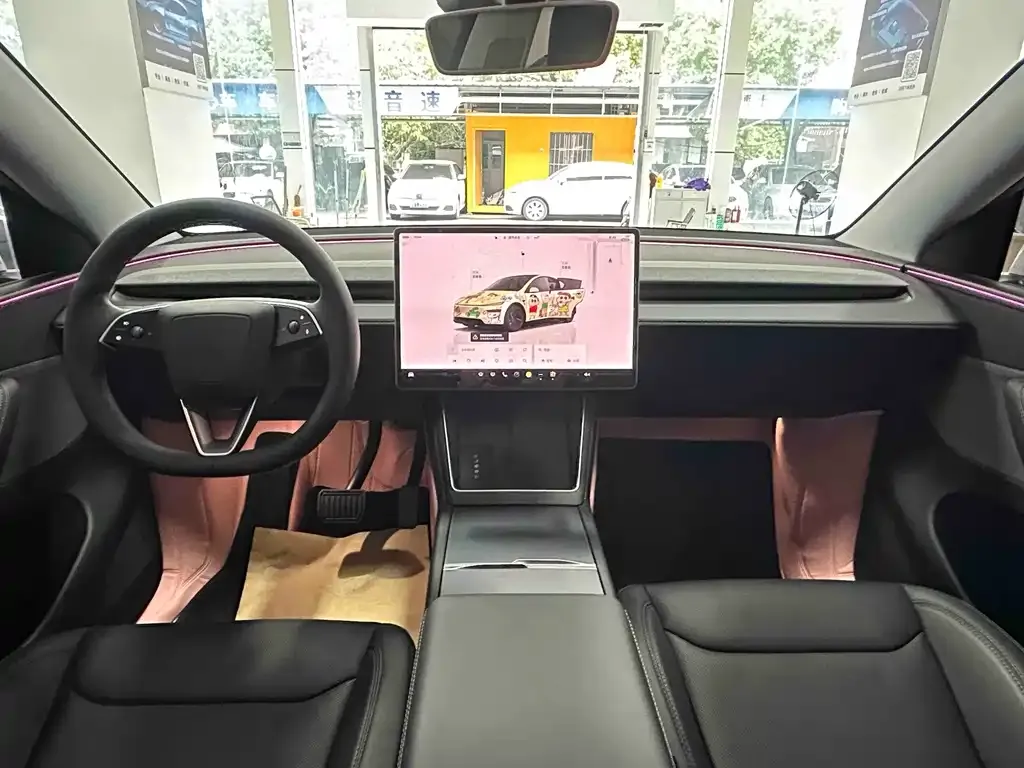 Tesla Model Y — фото 6