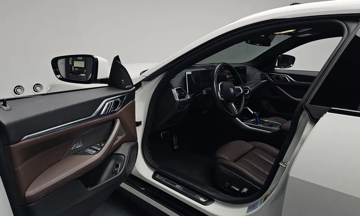 BMW i4 — фото 3