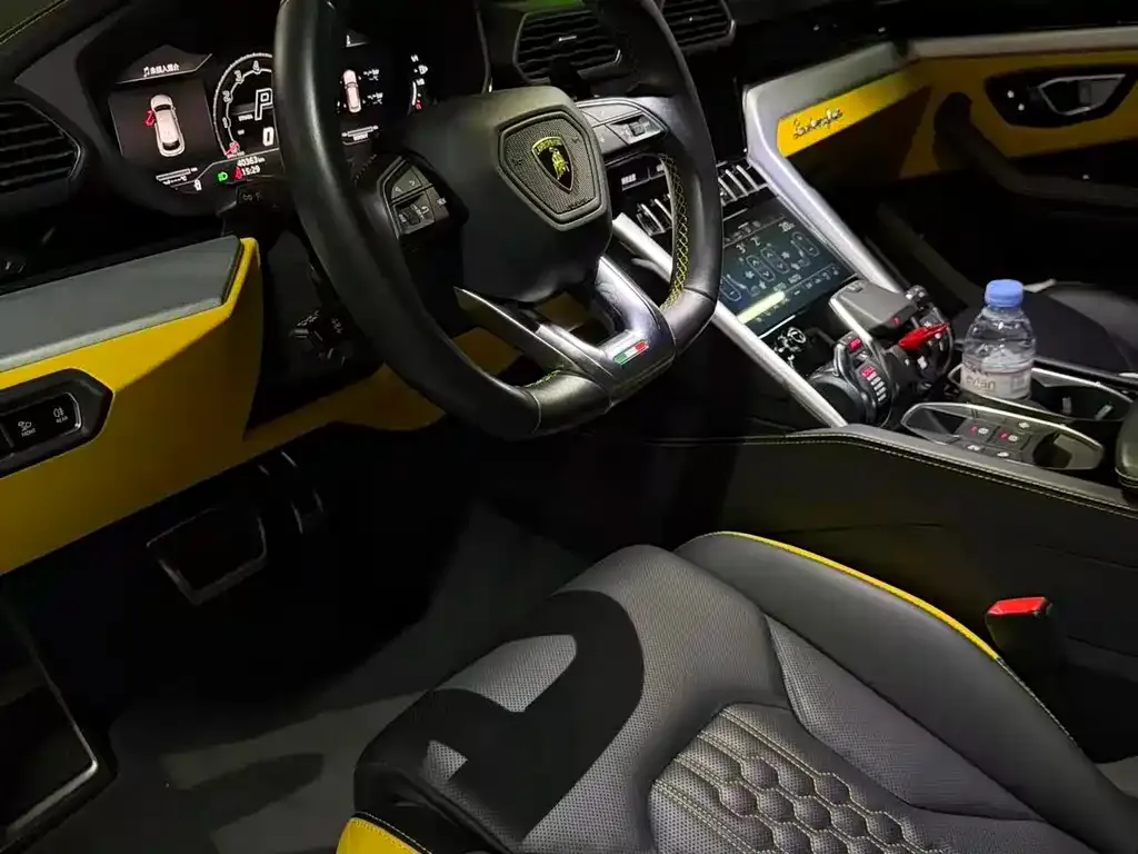 Lamborghini Urus — фото 5