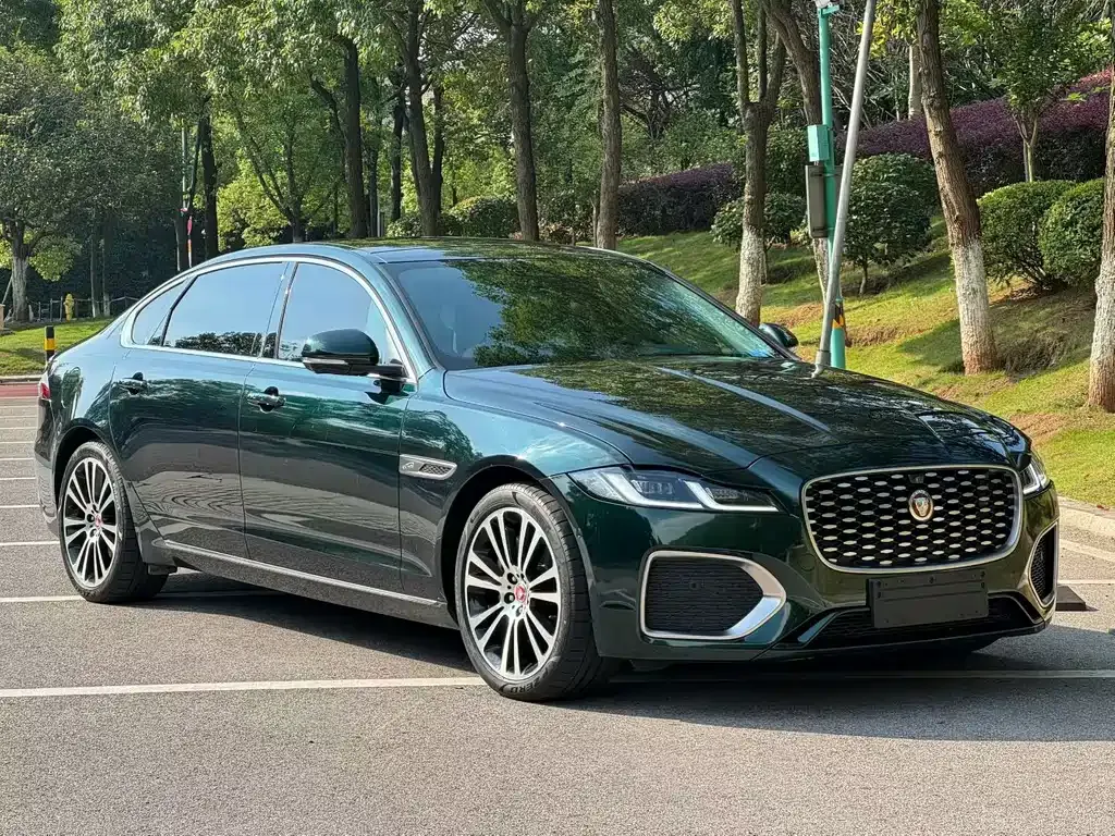 Jaguar XFL — фото 7