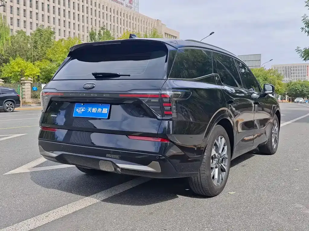 Ford Edge — фото 2