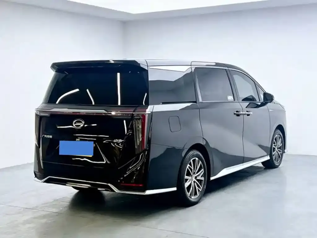 GAC Motor Trumpchi M8 — фото 10