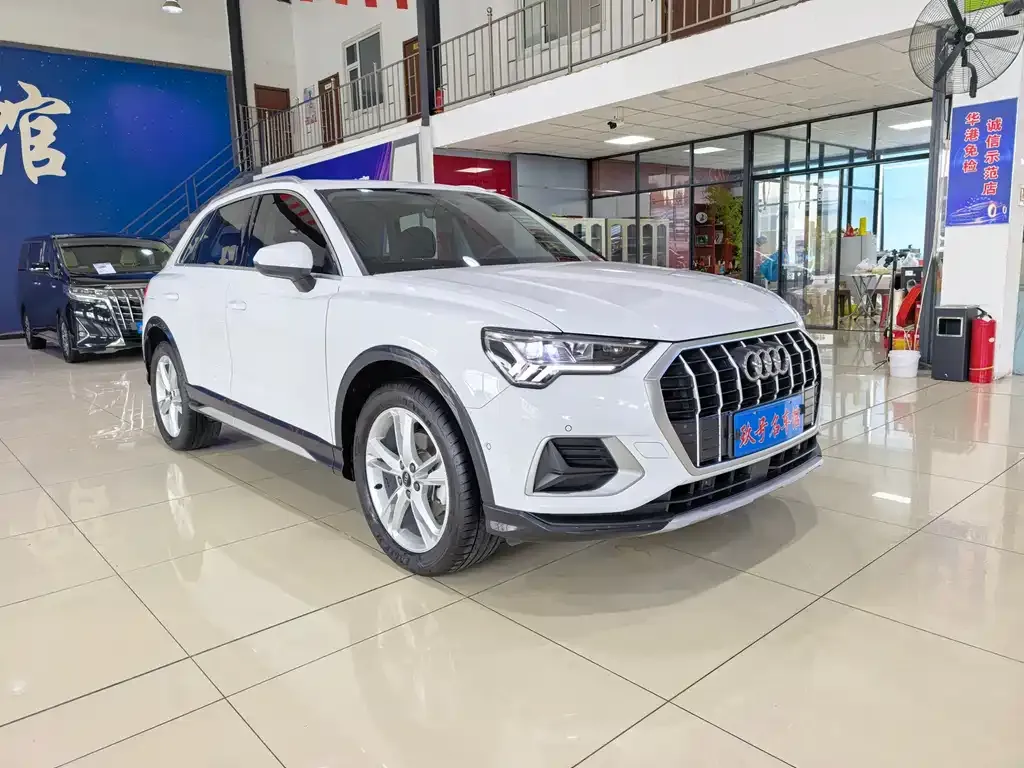 Audi Q3 — фото 6