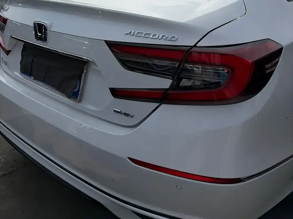 Honda Accord — фото 2