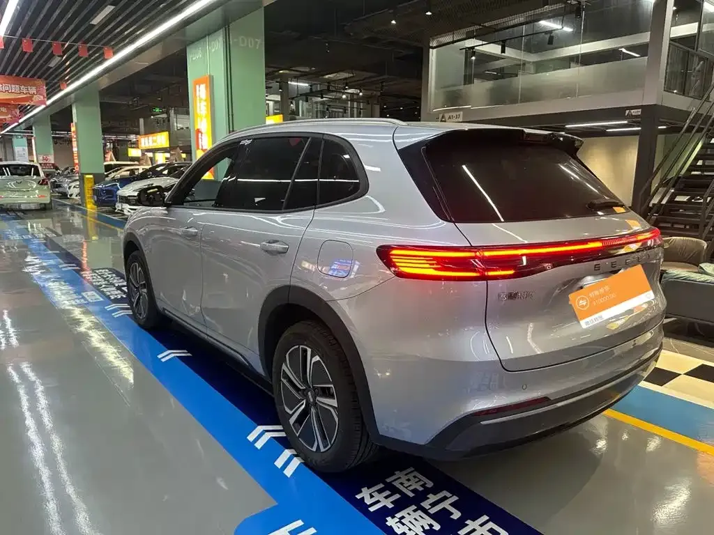 Geely Galaxy Xingjian 7 — фото 3