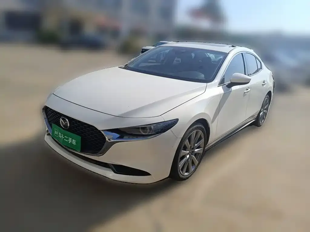 Mazda 3 Axela — фото 1