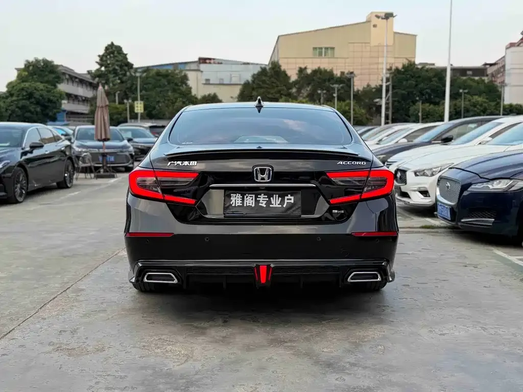 Honda Accord — фото 2