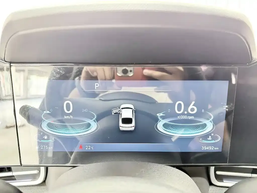 Hyundai Elantra — фото 4