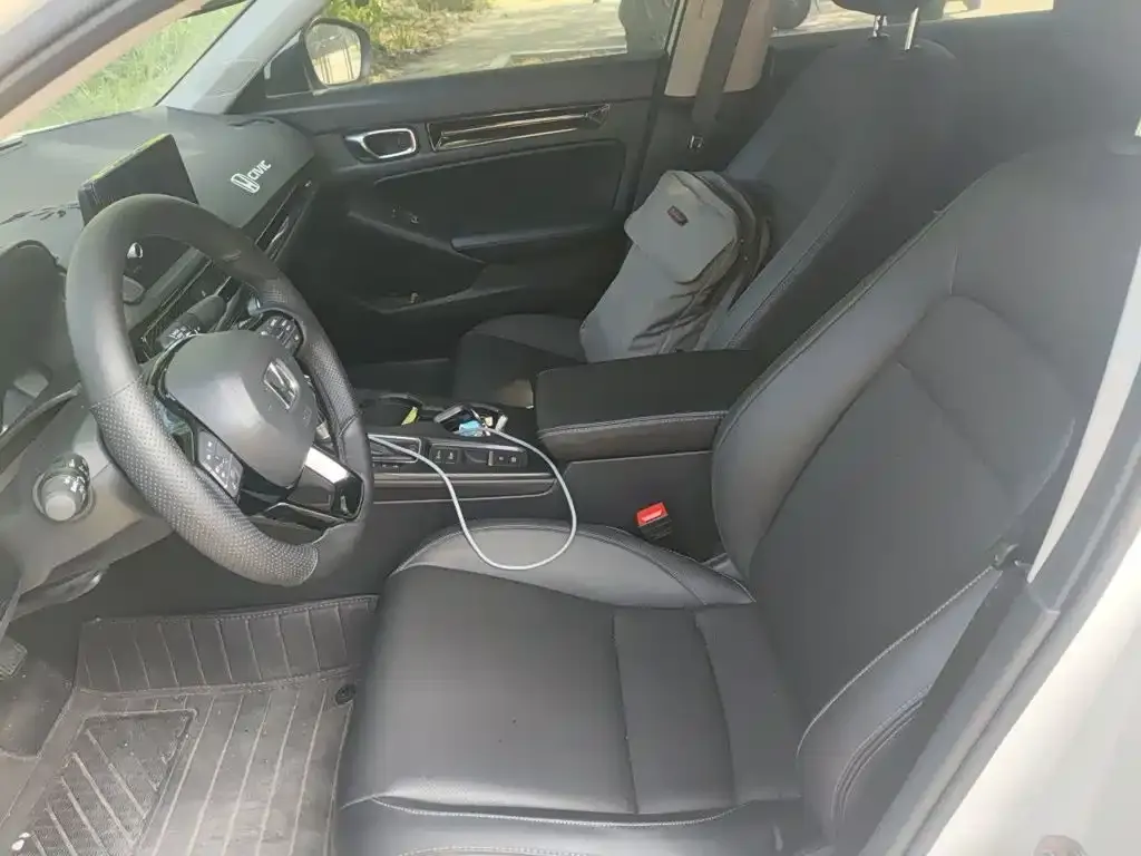 Honda Civic — фото 10