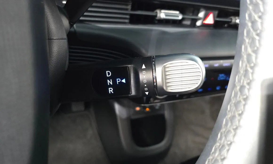 Hyundai Ioniq5 — фото 2