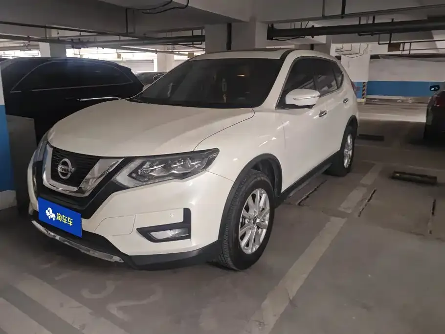 Nissan X-Trail — фото 1