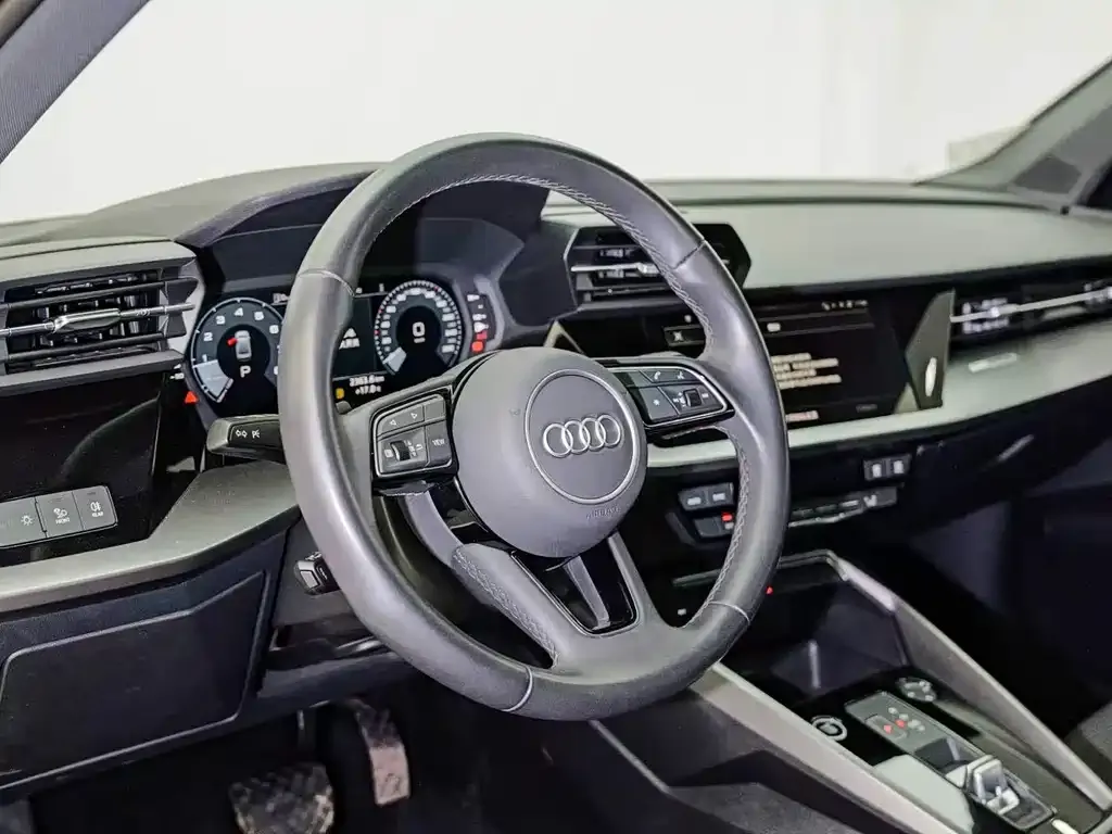 Audi A3 — фото 10