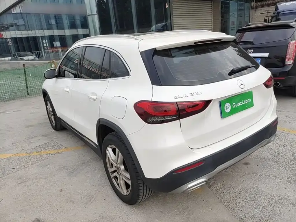 Mercedes-Benz GLA — фото 8