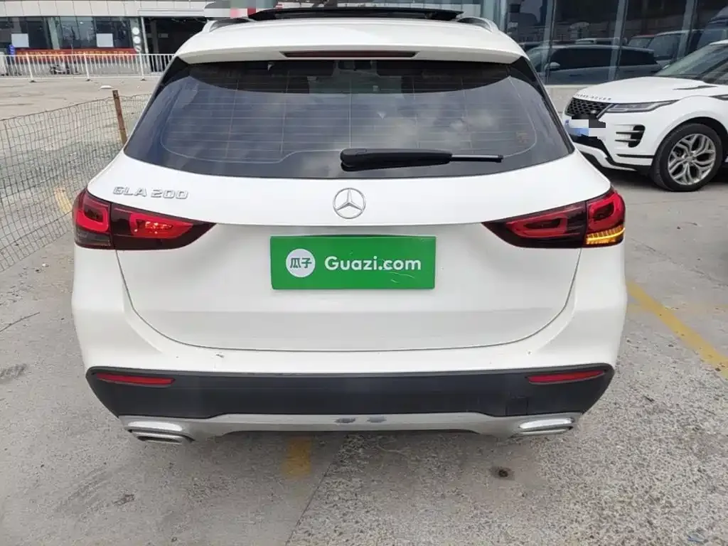Mercedes-Benz GLA — фото 6