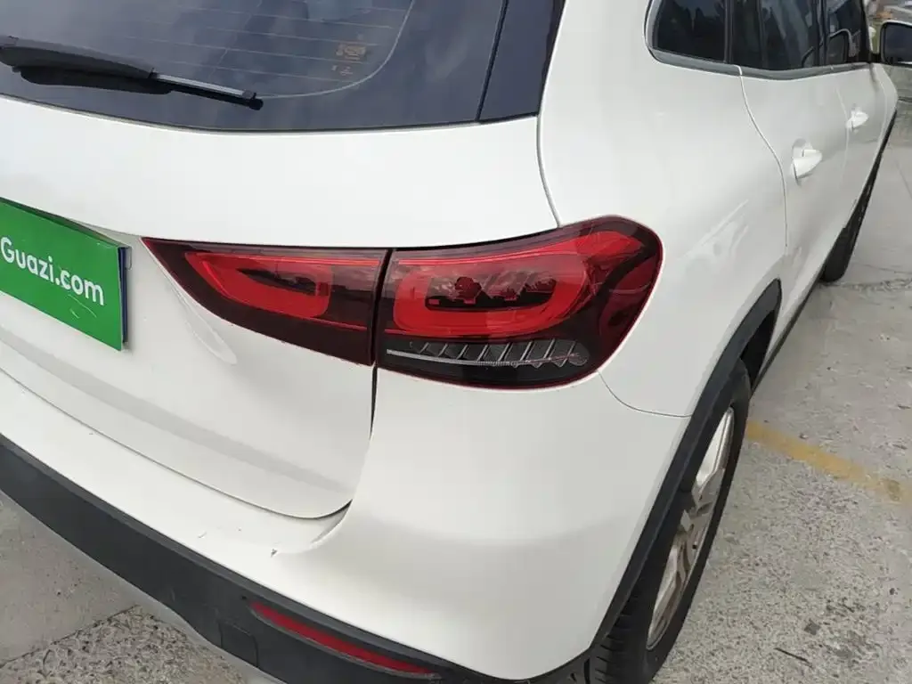 Mercedes-Benz GLA — фото 7