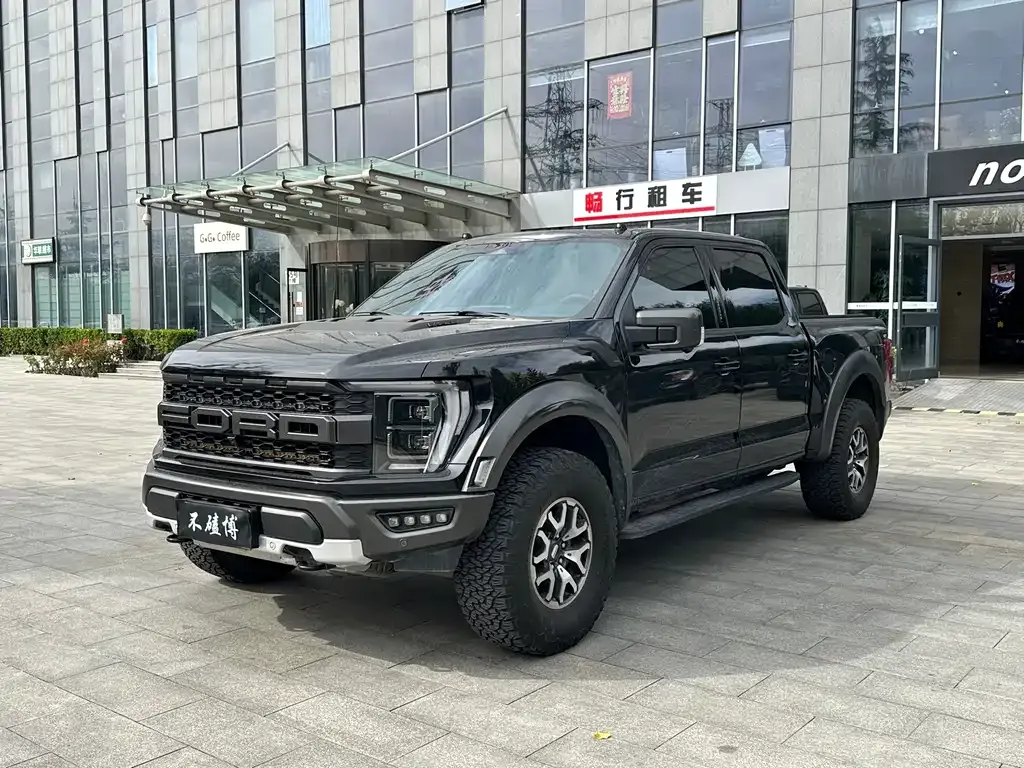 Ford F-150 Raptor — фото 1