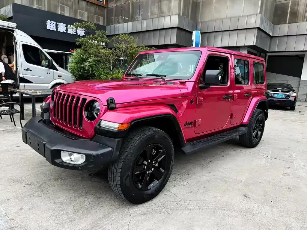 Jeep Wrangler — фото 1