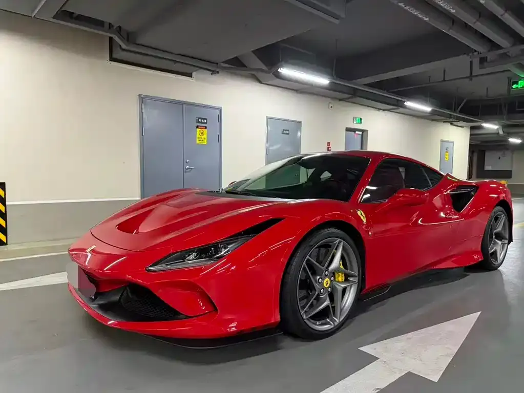 Ferrari F8 — фото 1