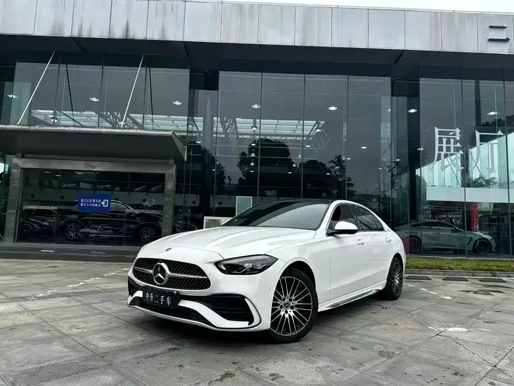 Mercedes-Benz C-Class — фото 1