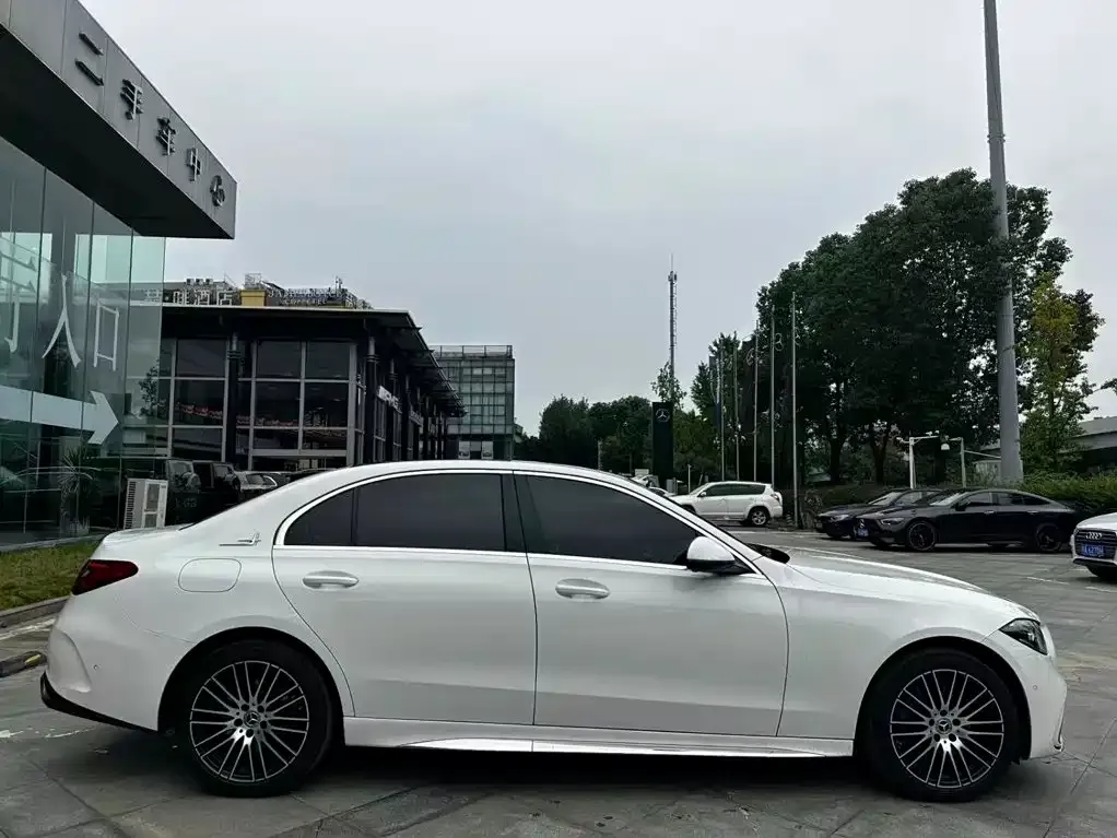 Mercedes-Benz C-Class — фото 4