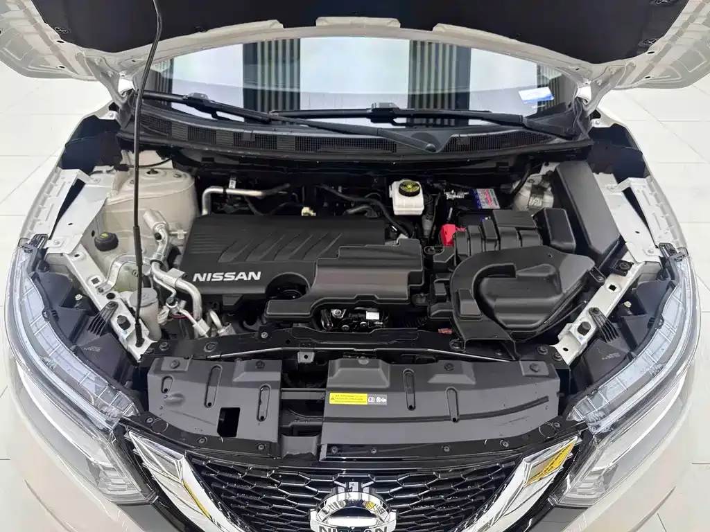 Nissan Qashqai — фото 9