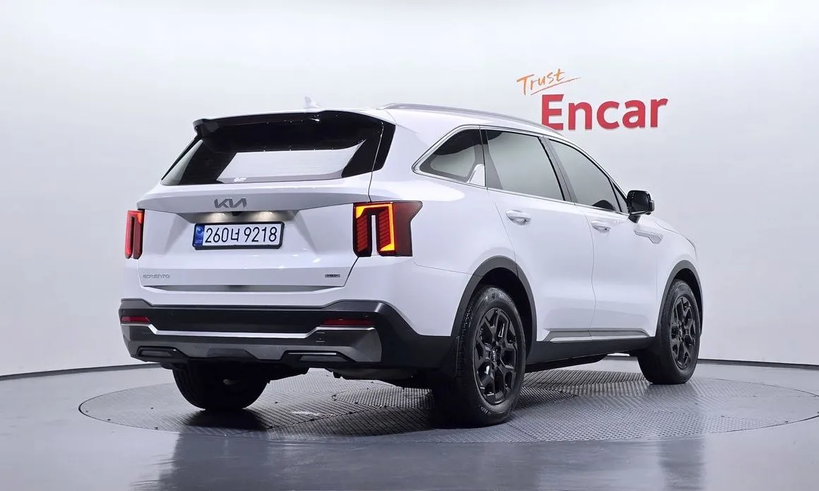 Kia Sorento — фото 6