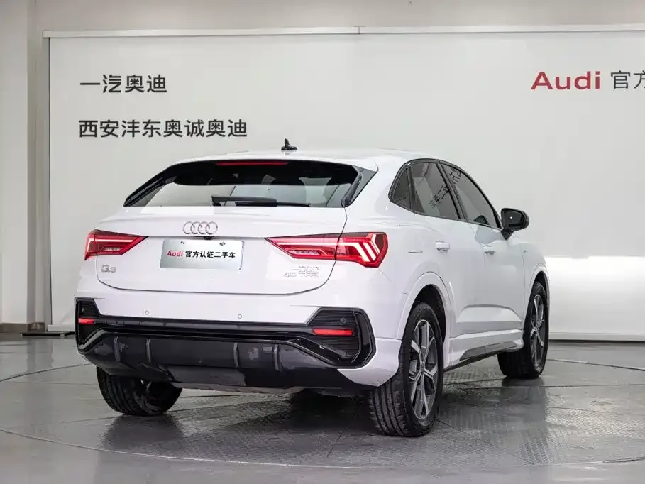 Audi Q3 Sportback — фото 4