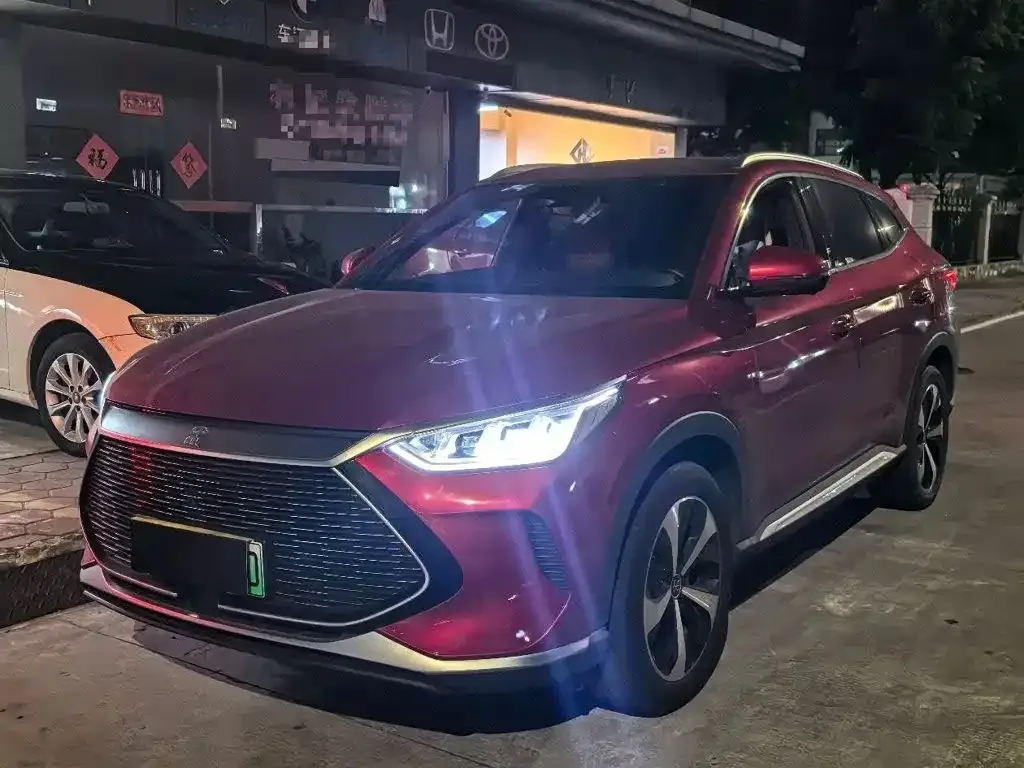 BYD PLUS New Energy — фото 1