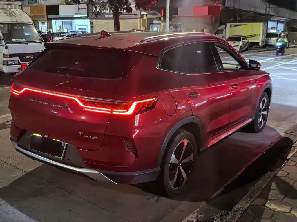 BYD PLUS New Energy — фото 10