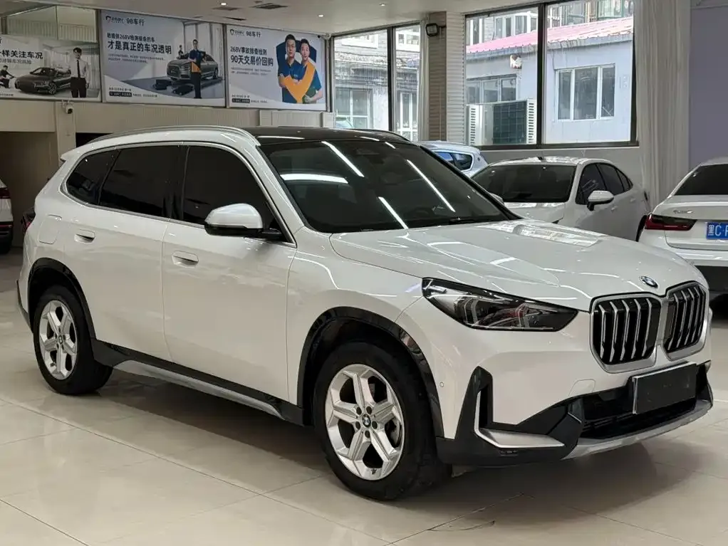 BMW X1 — фото 5