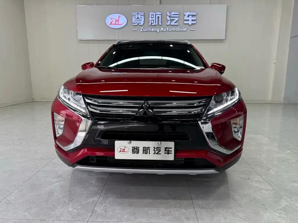 Mitsubishi Eclipse Cross — фото 4