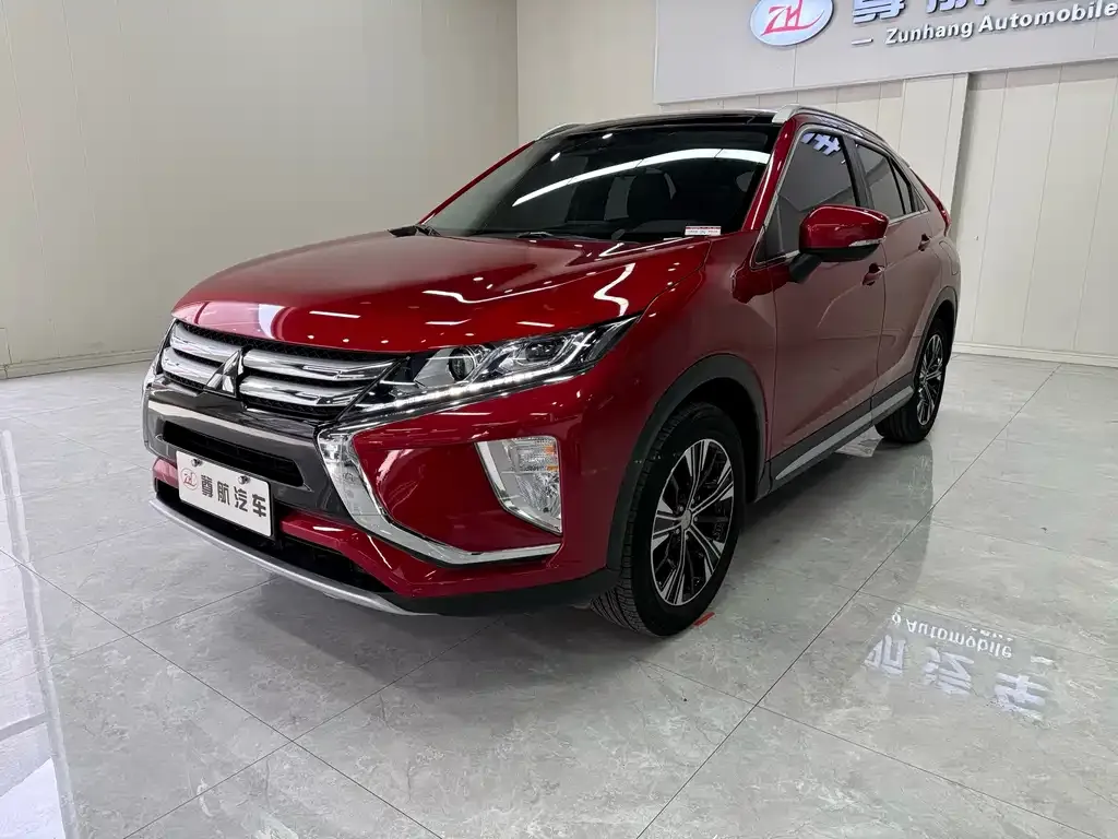 Mitsubishi Eclipse Cross — фото 8