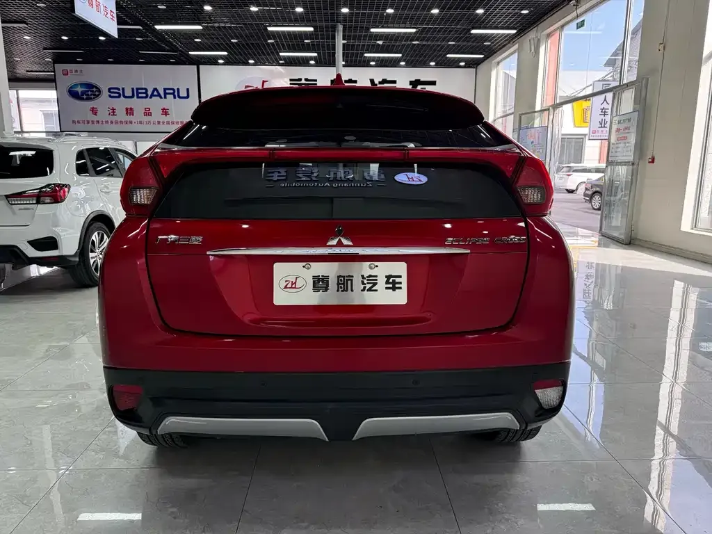 Mitsubishi Eclipse Cross — фото 9