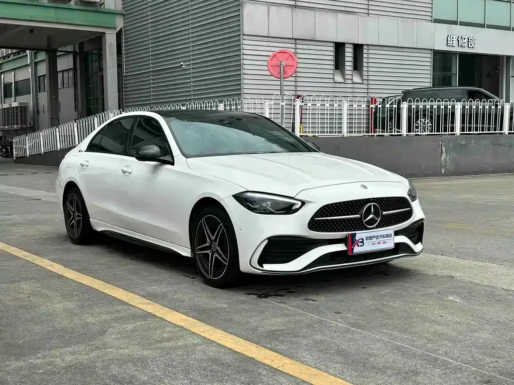 Mercedes-Benz C-Class — фото 10