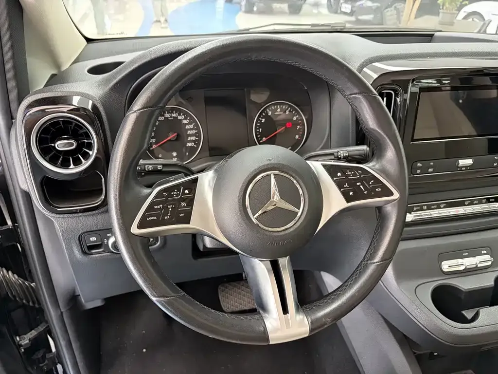 Mercedes-Benz Vito — фото 4