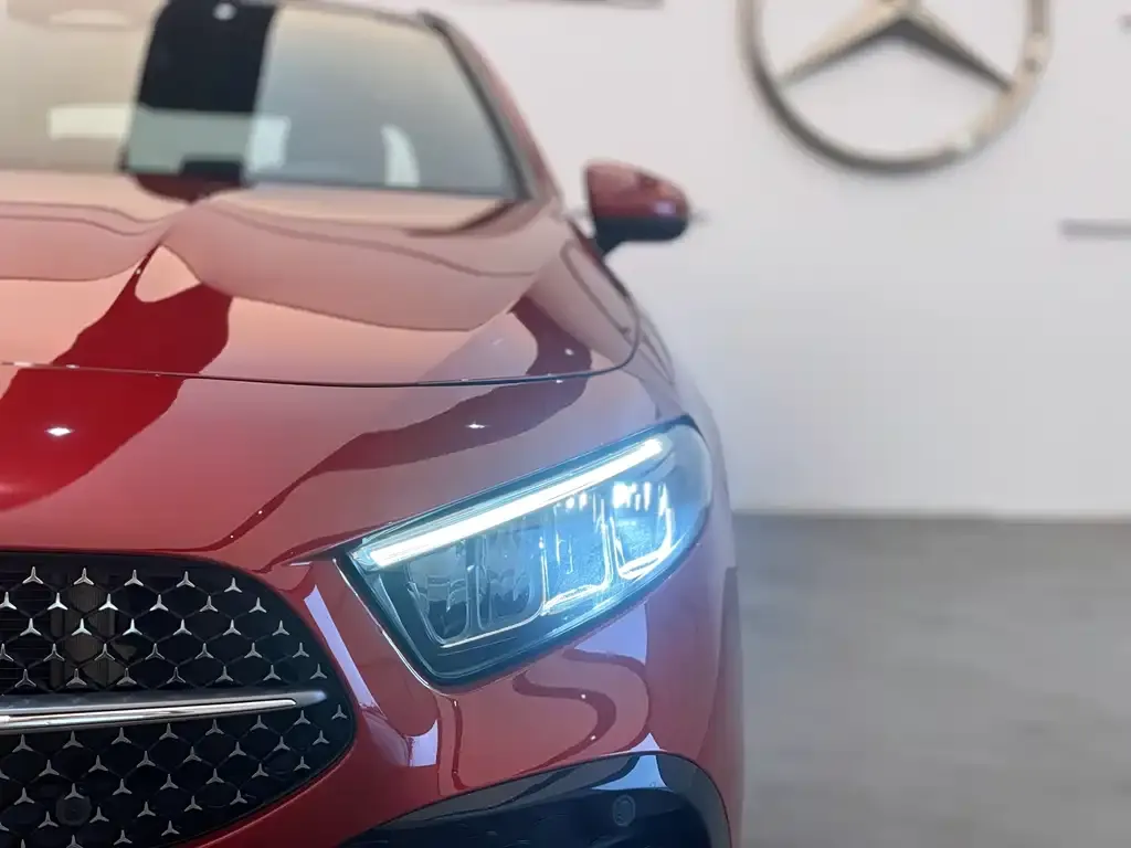 Mercedes-Benz A-Class — фото 3