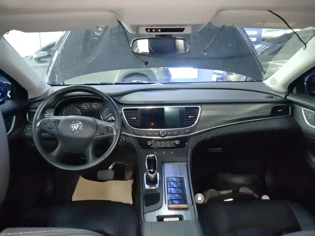 Buick LaCrosse — фото 2