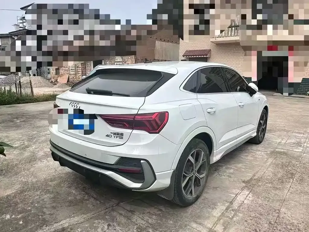 Audi Q3 Sportback — фото 5
