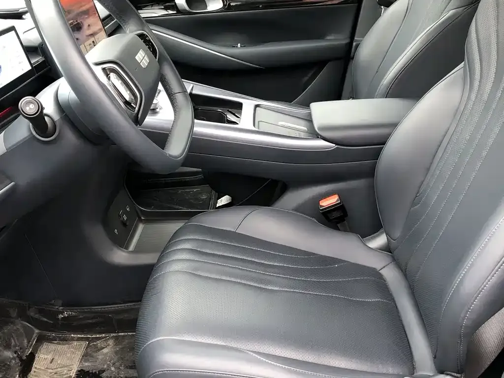 Geely Galaxy E5 — фото 10