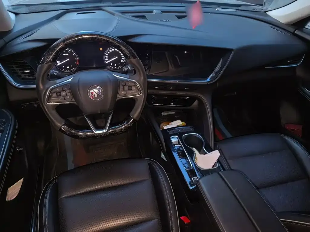 Buick Envision Plus — фото 2