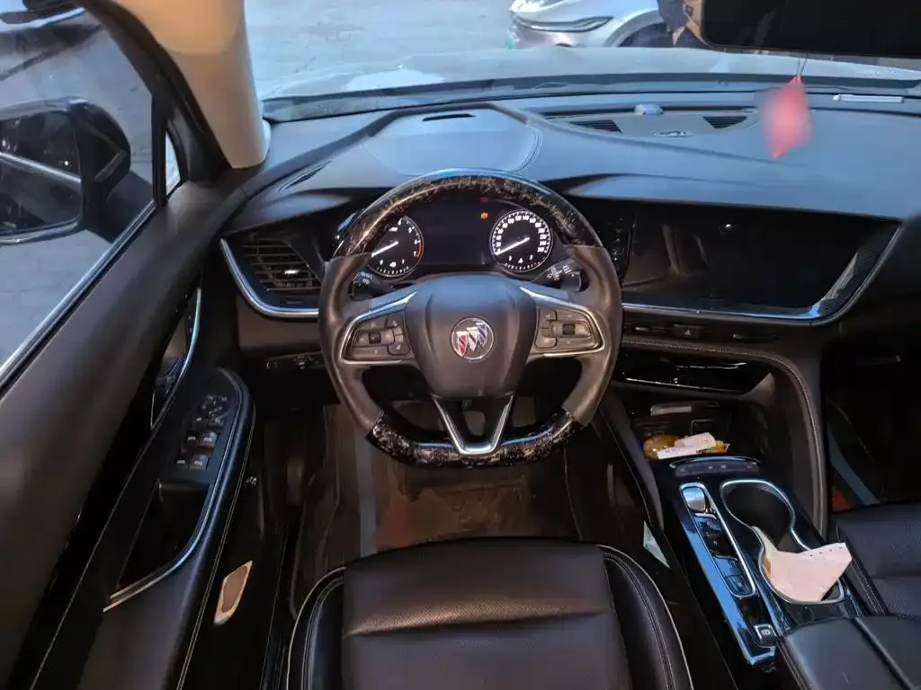 Buick Envision Plus — фото 5
