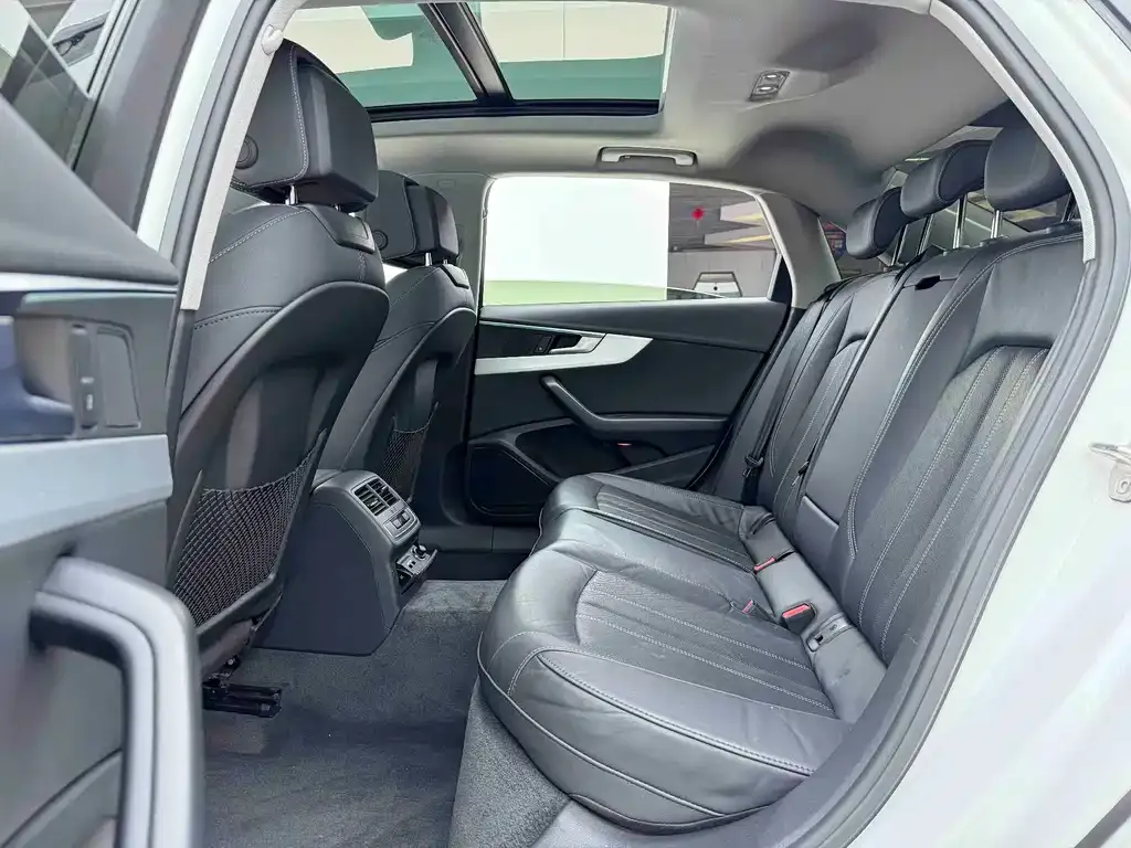 Audi A4L — фото 4