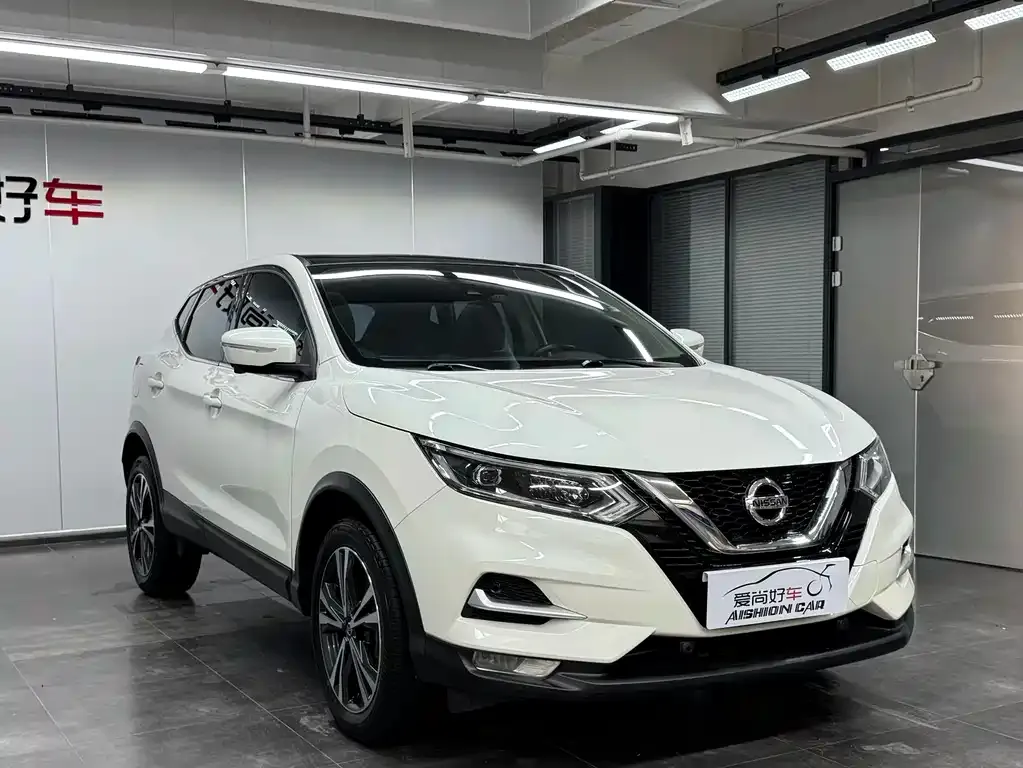 Nissan Qashqai — фото 4